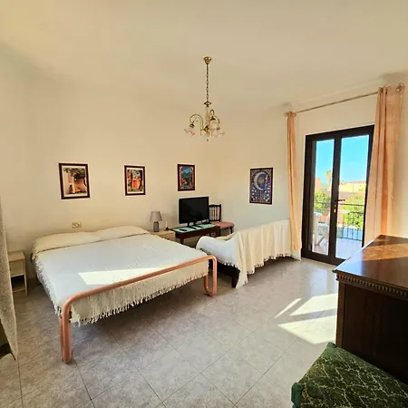 Residenza Il Pero Nyaraló *